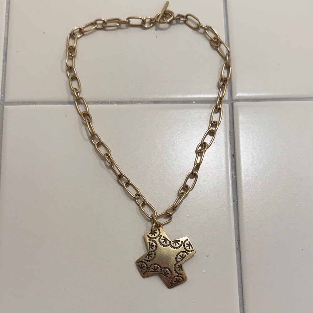 Gold Chain Necklace with Star Pendant